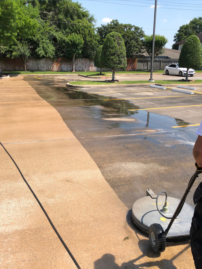 parking lot power washing